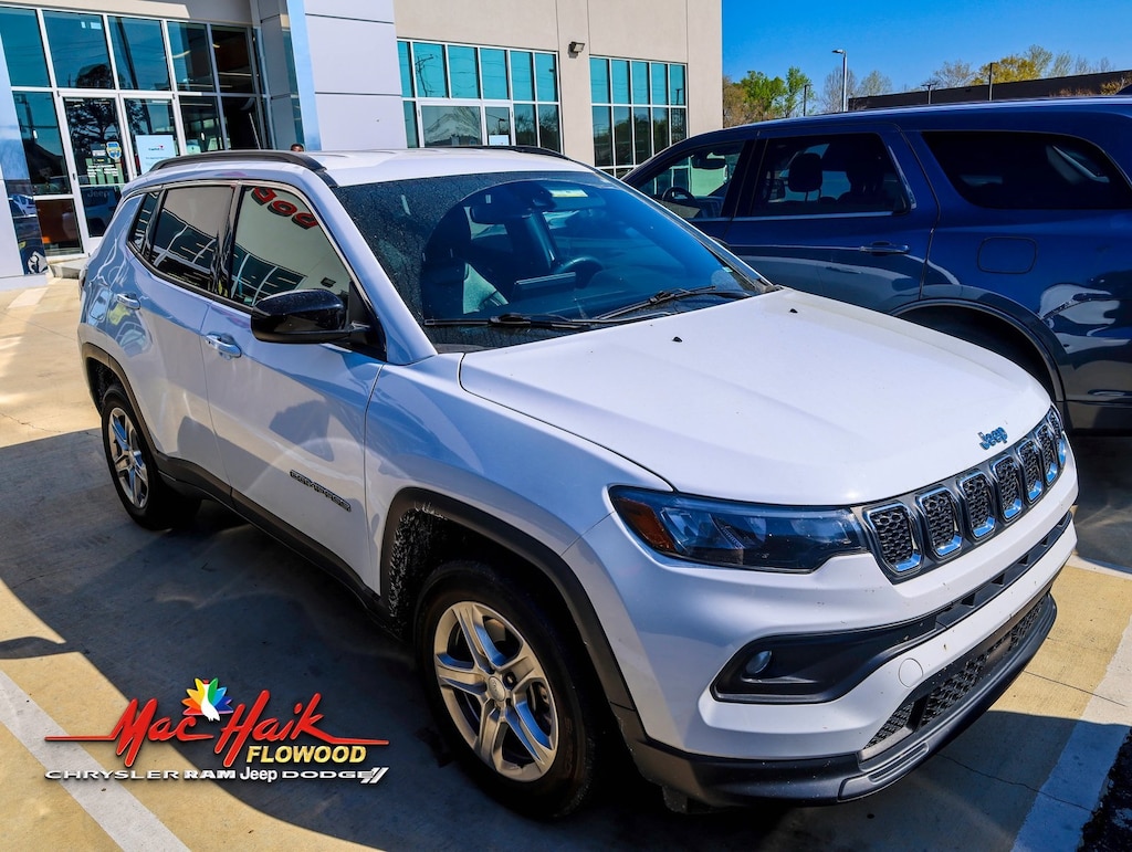 Used 2024 Jeep Compass Latitude SUV