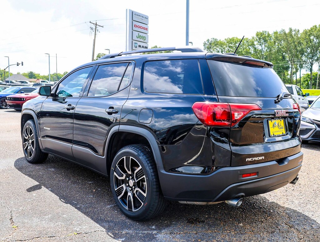 Used 2019 GMC Acadia SLT-1 SUV