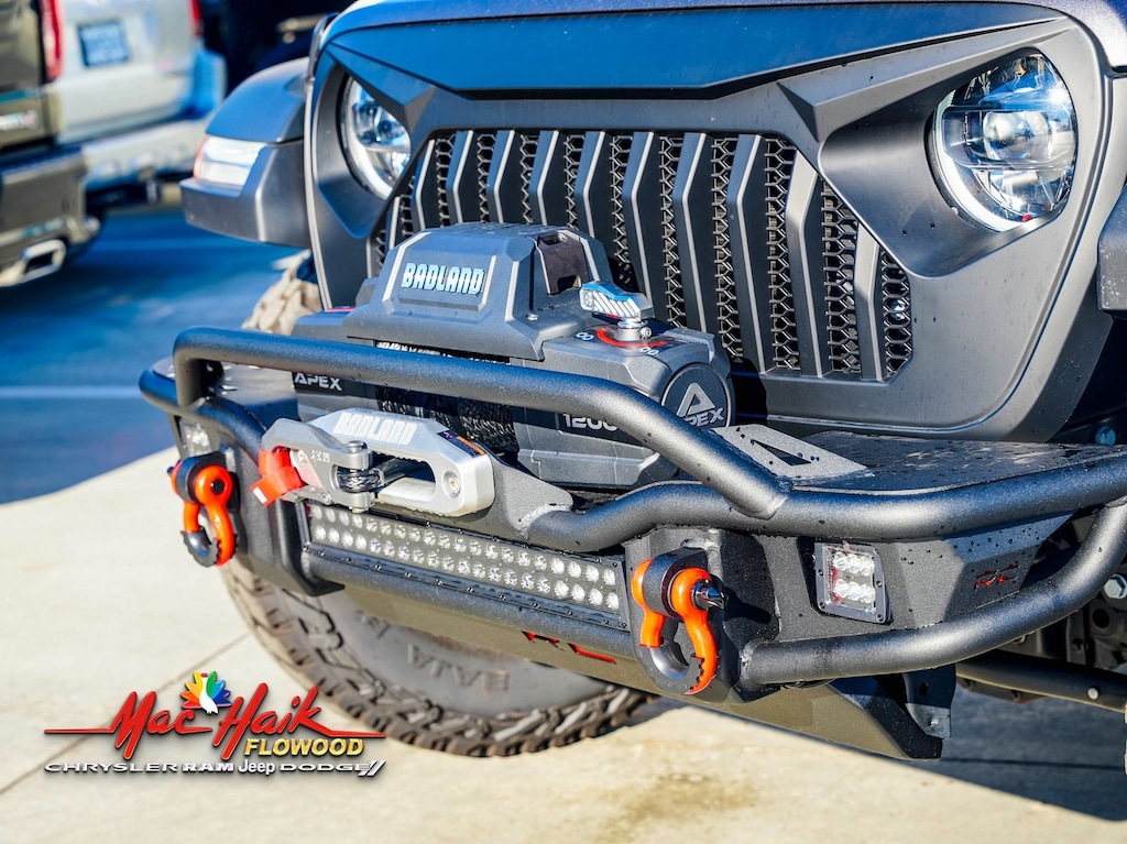 New 2025 Jeep Wrangler 4-DOOR WILLYS Sport Utility