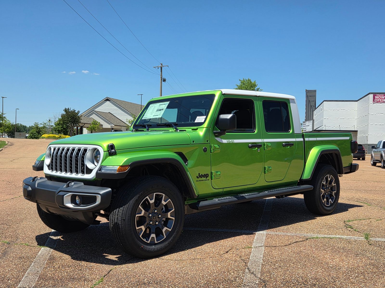2026 Jeep Gladiator Sahara Auto's photo