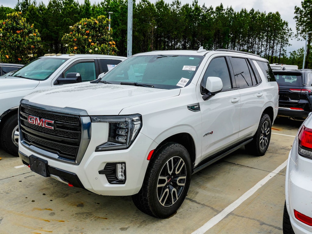 Used 2022 GMC Yukon AT4 SUV
