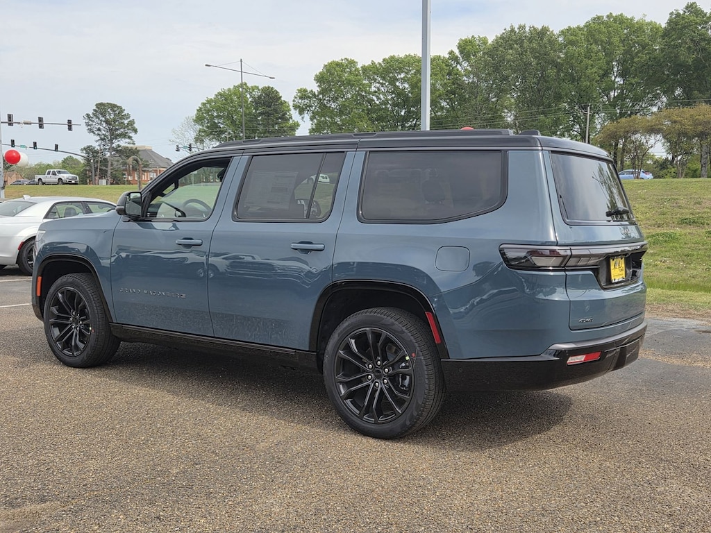 New 2026 Jeep Grand Wagoneer Summit Obsidian Sport Utility