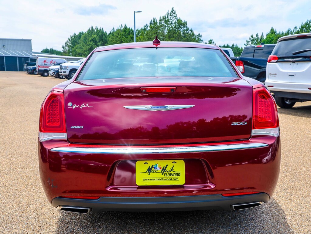 Used 2019 Chrysler 300 Limited Sedan
