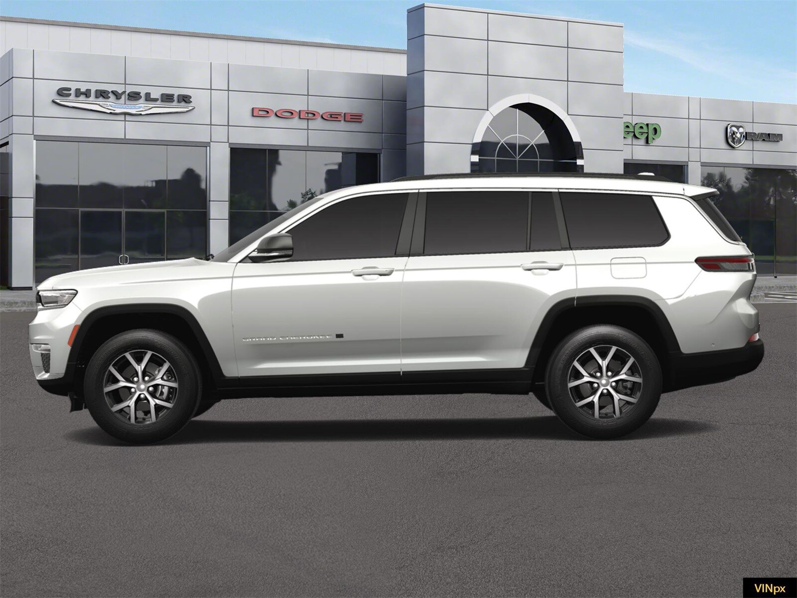 2025 Jeep Grand Cherokee Limited photo 3