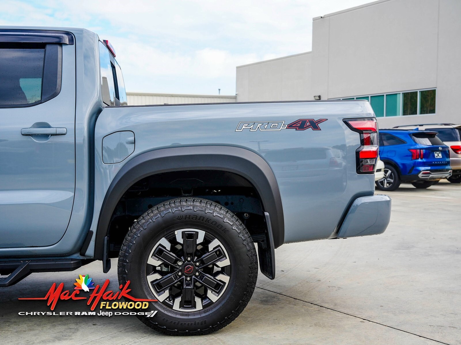 2024 Nissan Frontier PRO-4X photo 3