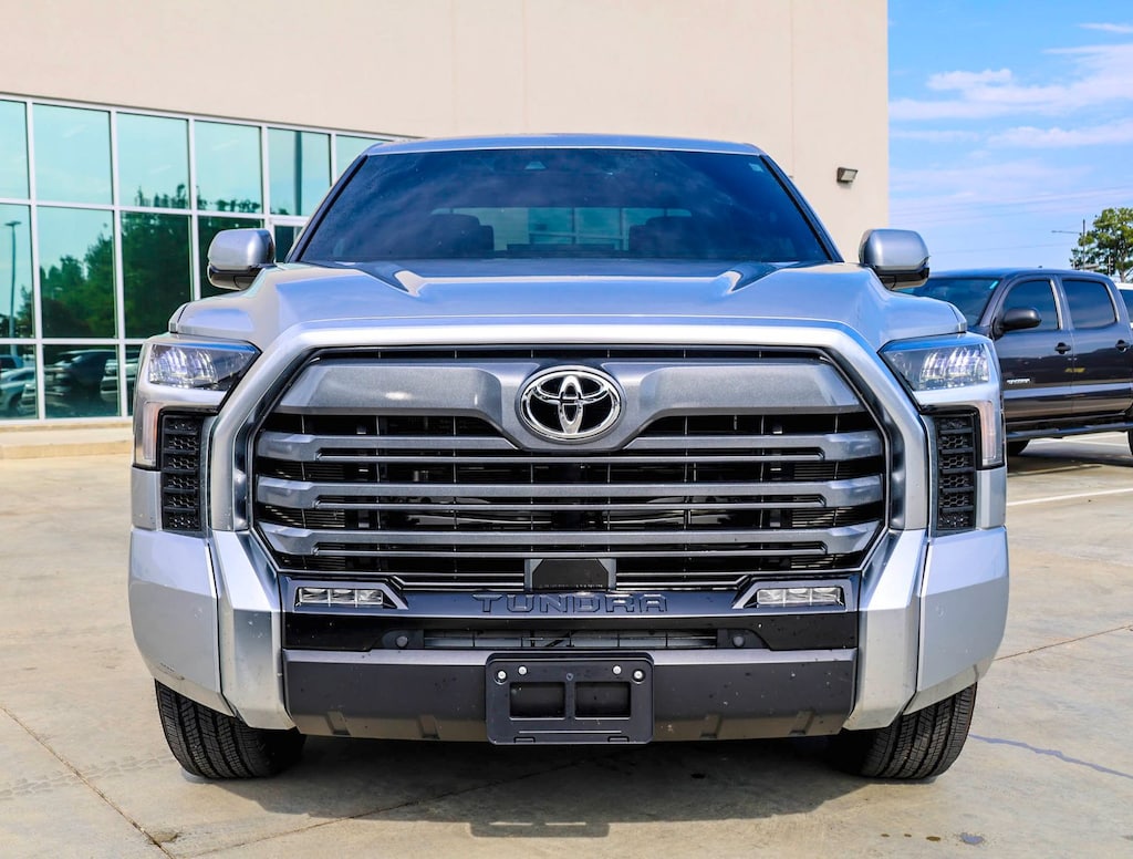 Used 2025 Toyota Tundra Limited CrewMax