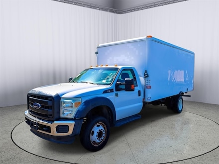 2015 Ford Super Duty F-550 DRW XL Truck