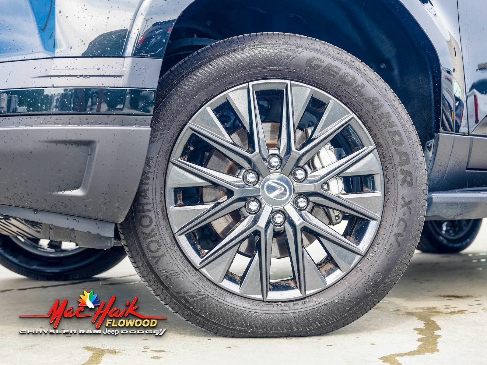 2024 Lexus GX 550 Premium photo 2