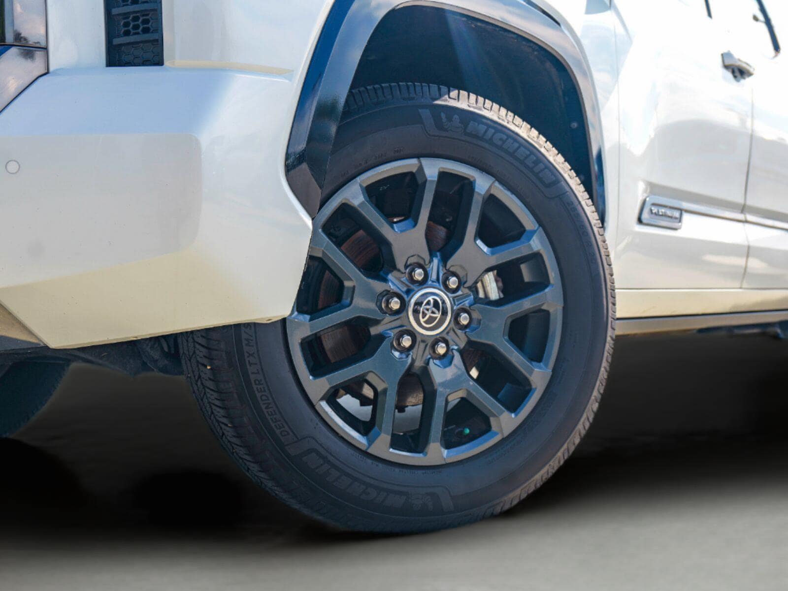 5TFNA5AB0NX005312