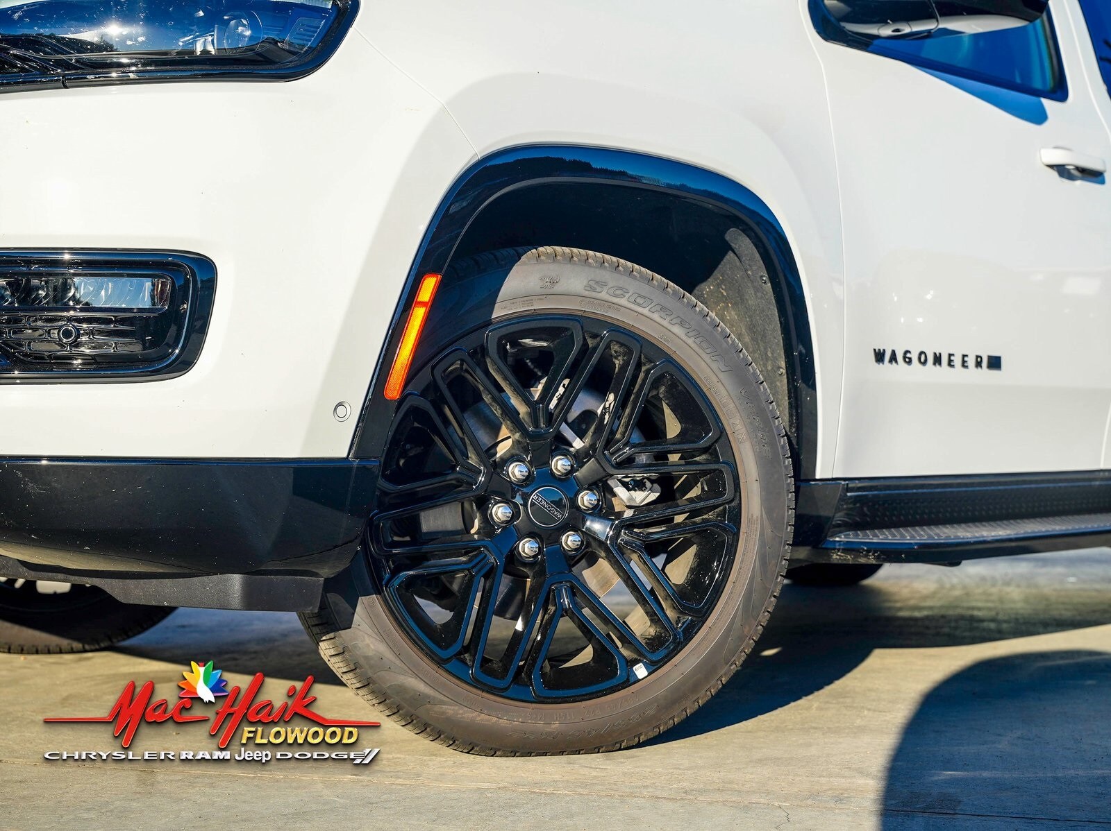 2025 Jeep Wagoneer L Carbide photo 2