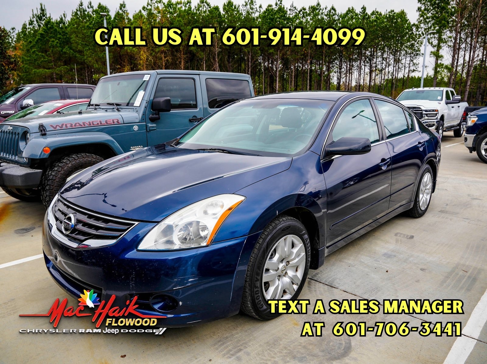 2010 Nissan Altima S's photo