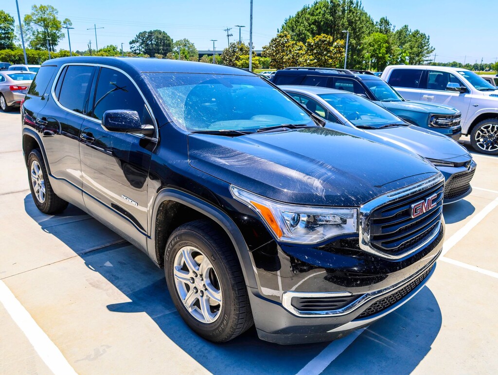 Used 2019 GMC Acadia SLE-1 SUV