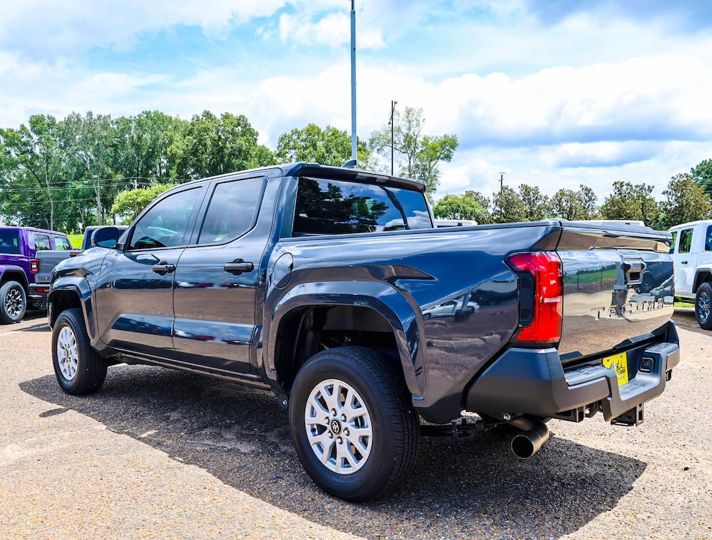 Used 2026 Toyota Tacoma SR Truck