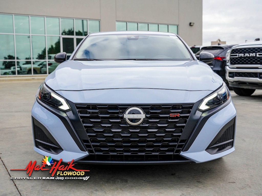 Used 2024 Nissan Altima 2.5 SR Sedan