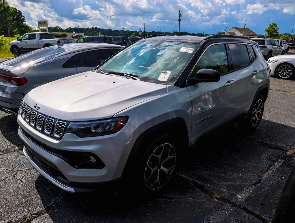 Used 2025 Jeep Compass Limited SUV