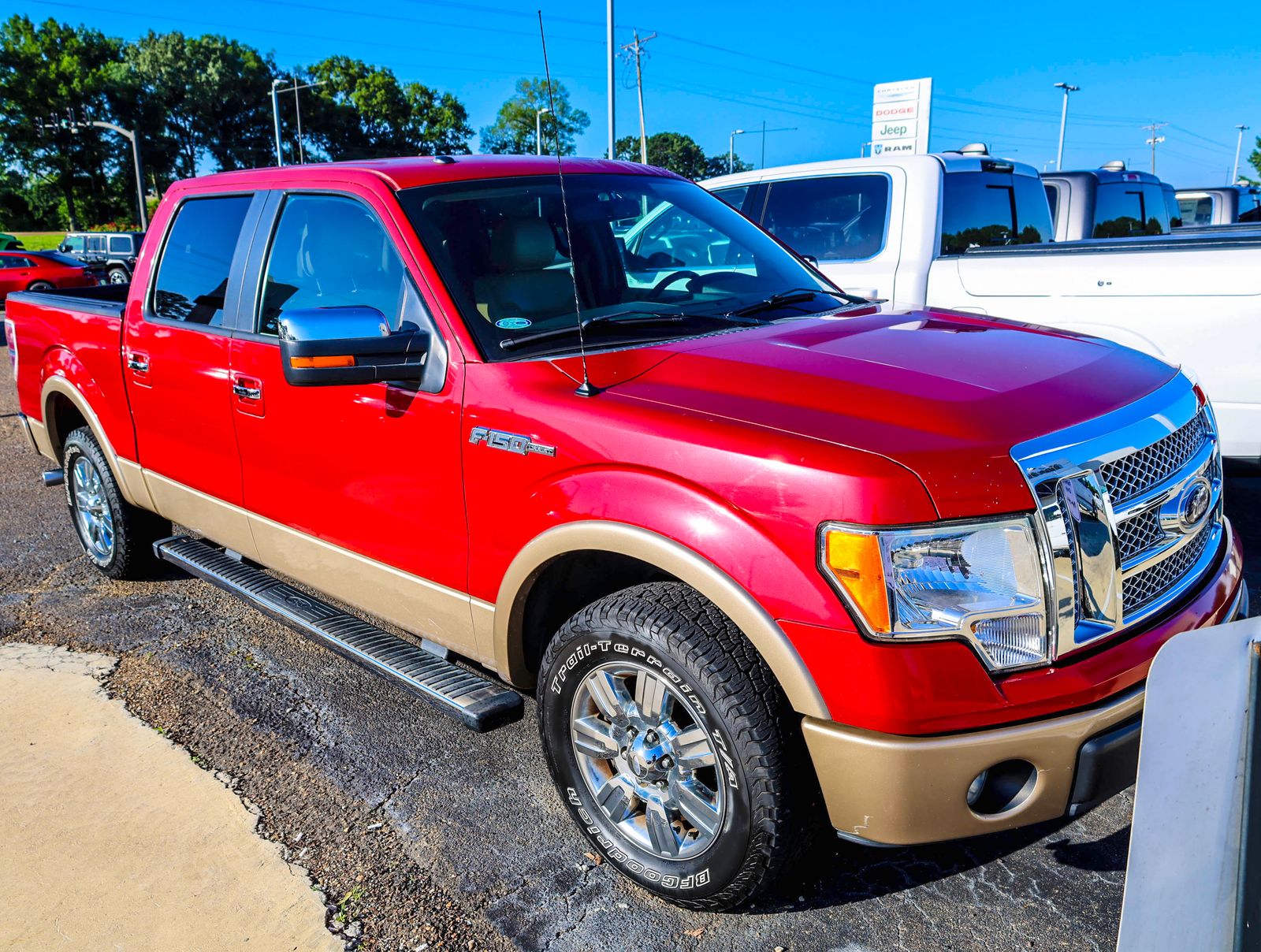 2012 Ford F-150 Lariat SuperCrew 145-in's photo