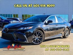 2024 Toyota Camry SE Sedan