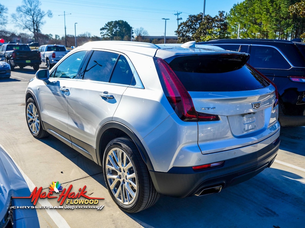 Used 2021 Cadillac XT4 Luxury SUV