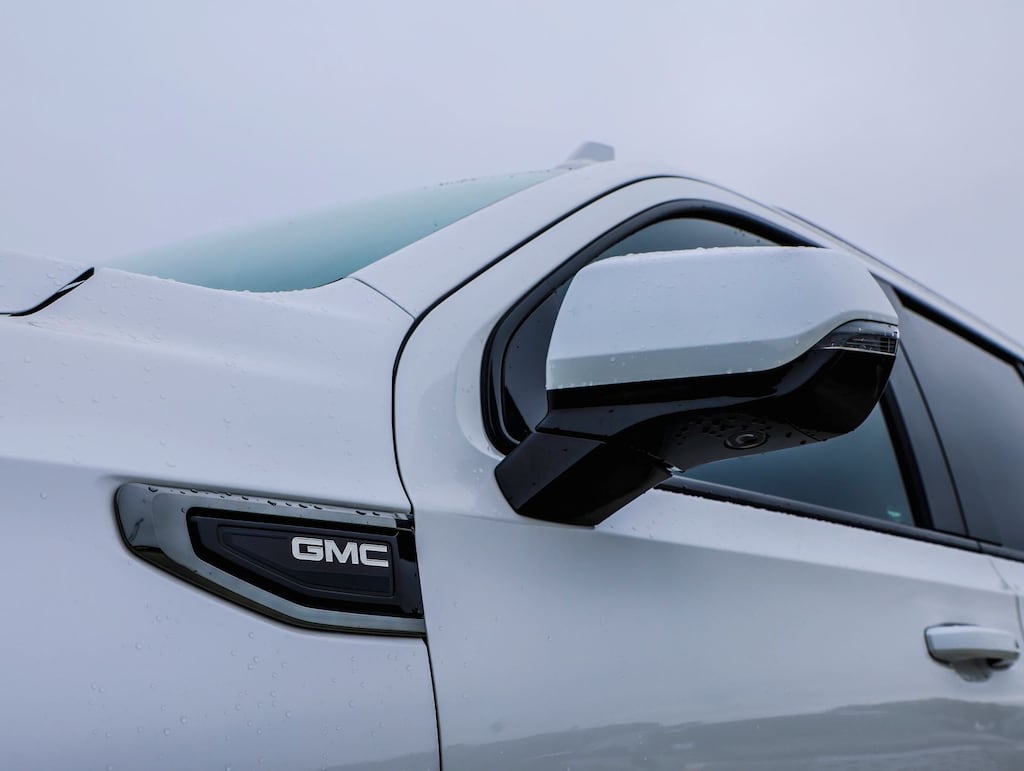 Used 2022 GMC Yukon AT4 SUV
