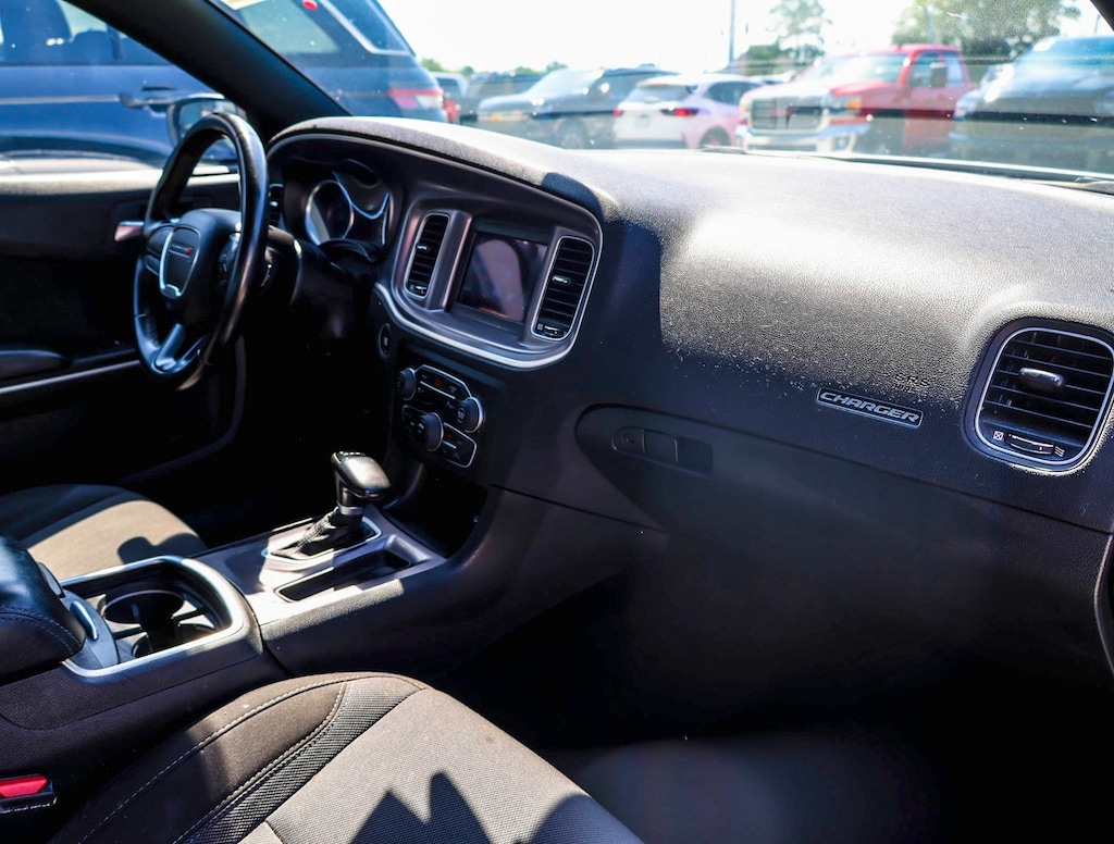 Used 2022 Dodge Charger SXT Sedan