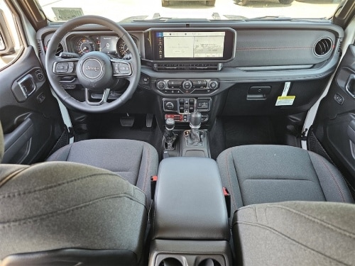 2025 Jeep Wrangler dash