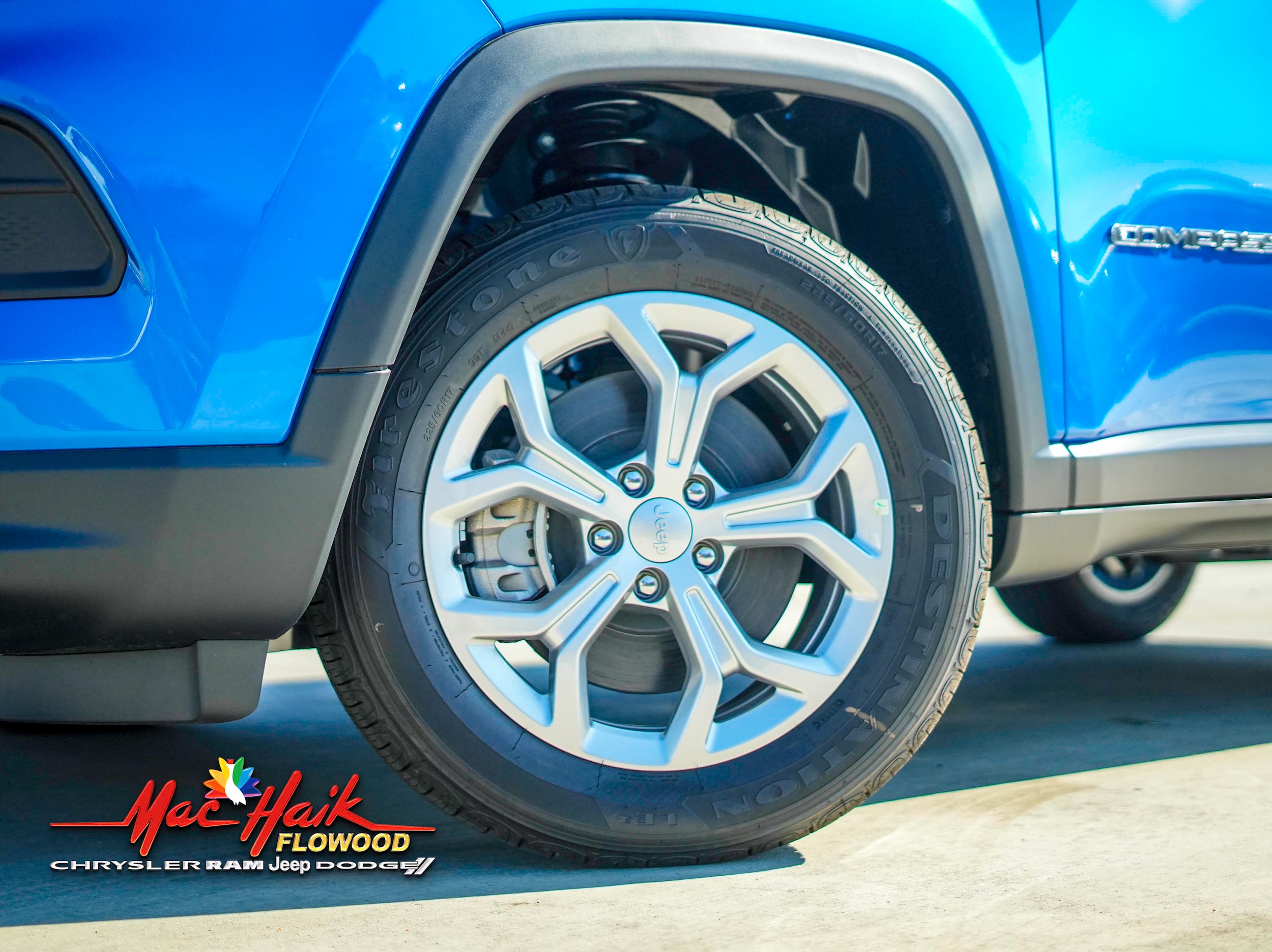 Used 2024 Jeep Compass Latitude Lux with VIN 3C4NJDFNXRT158357 for sale in Flowood, MS