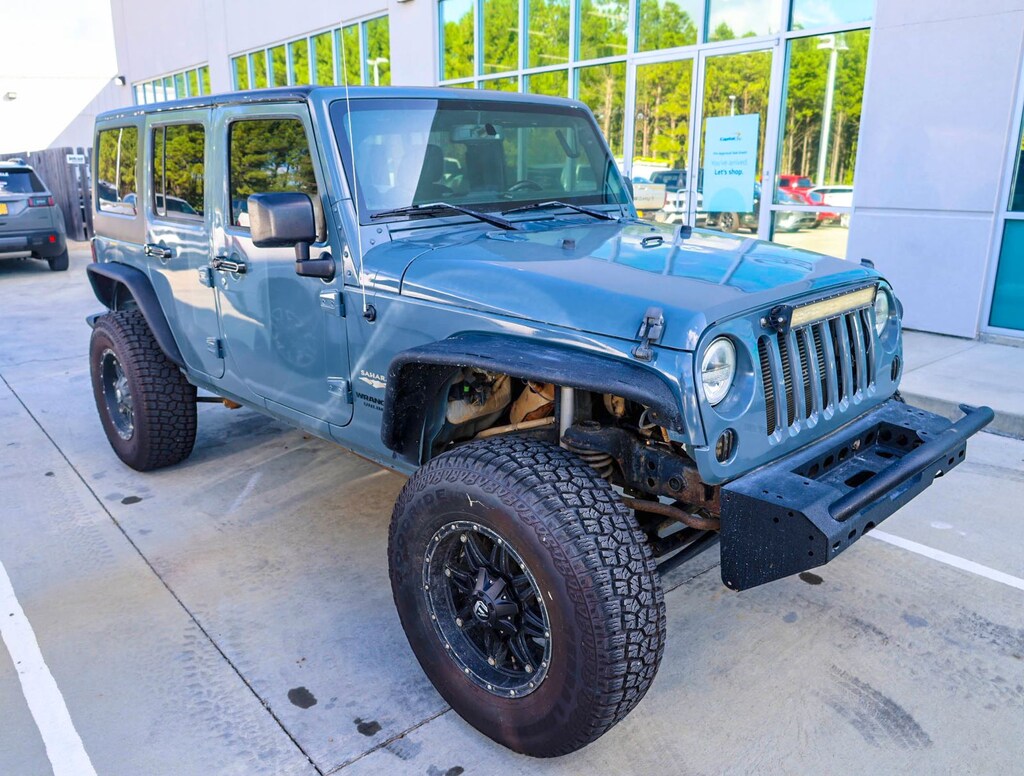 Used 2015 Jeep Wrangler Unlimited Sahara SUV