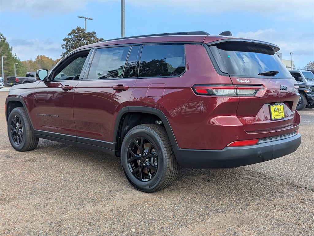 New 2025 Jeep Grand Cherokee L Altitude X Sport Utility