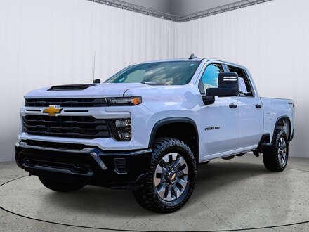 2024 Chevrolet Silverado 2500HD Custom Truck