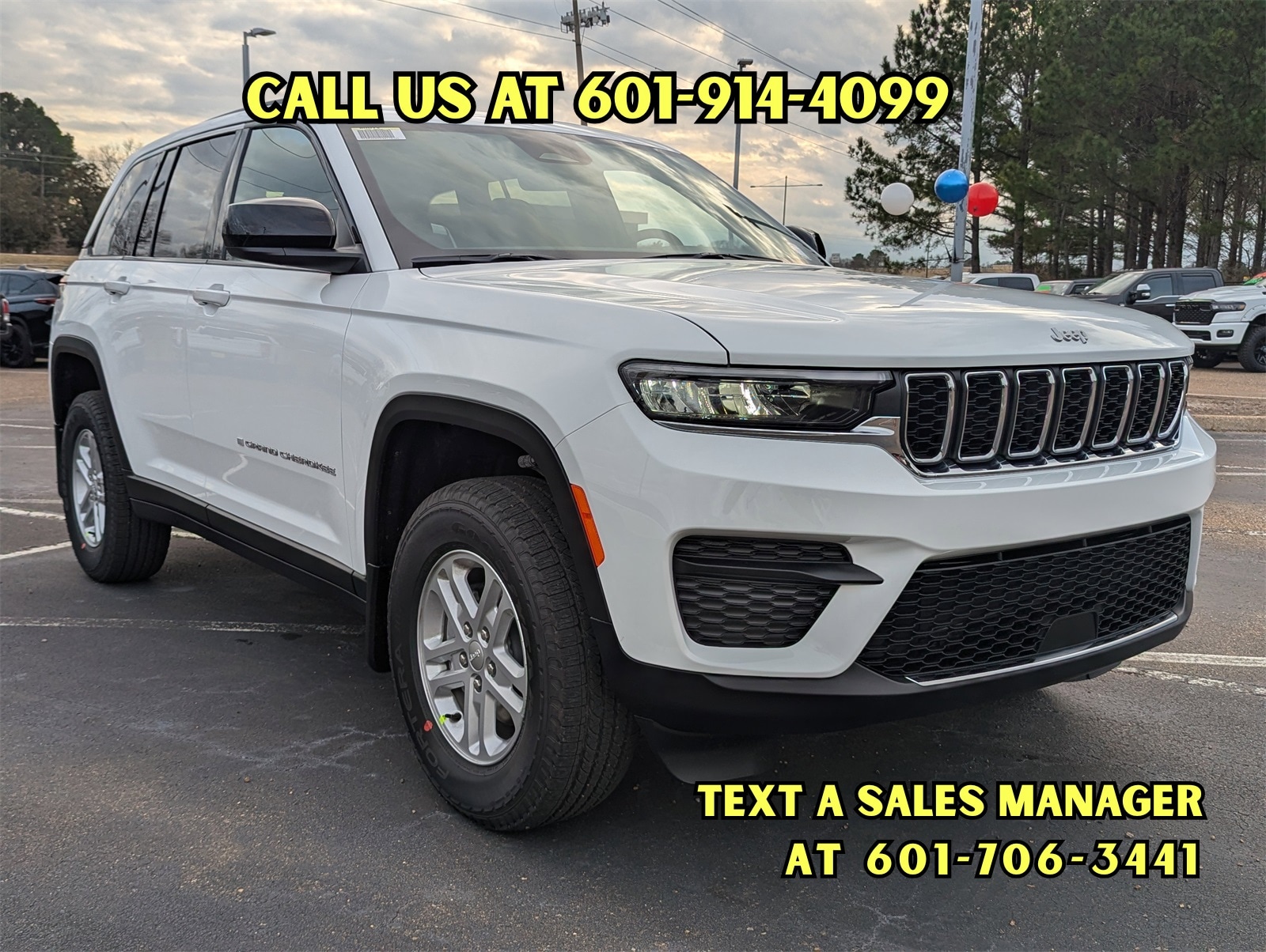 2025 Jeep Grand Cherokee Laredo's photo