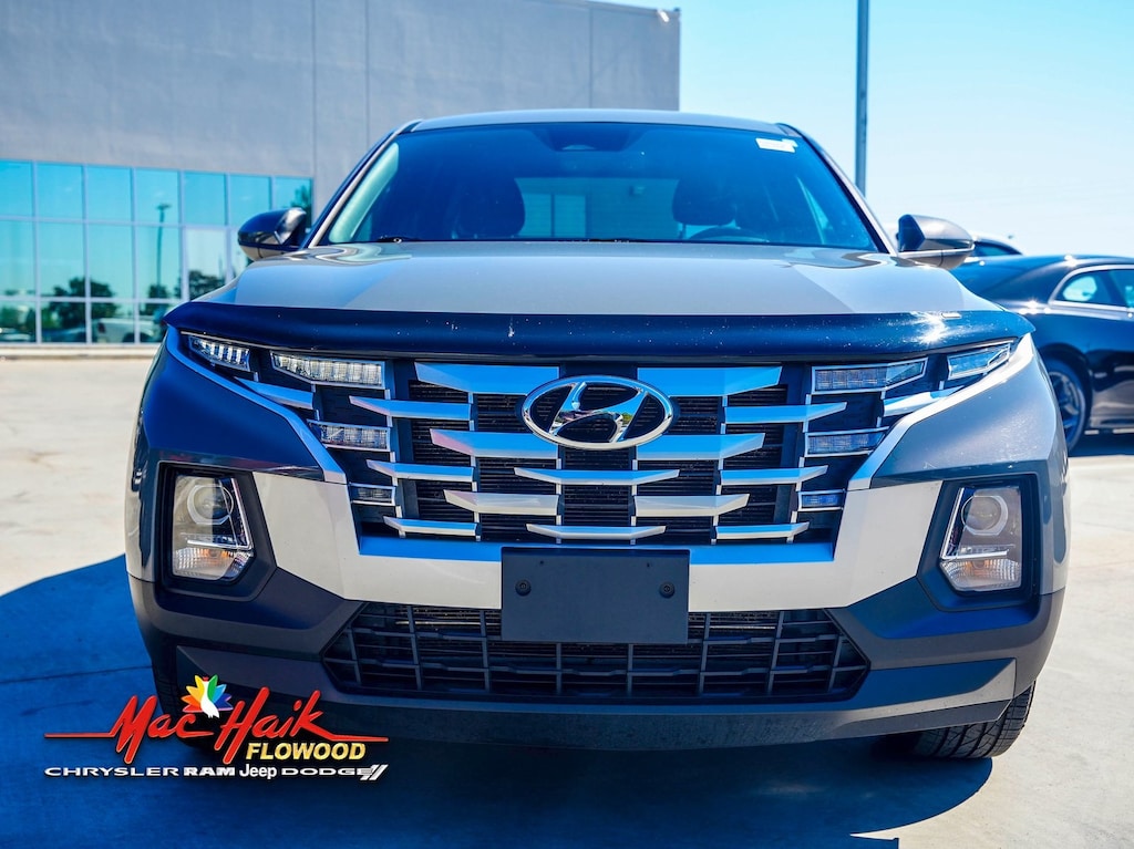 Used 2023 Hyundai Santa Cruz SE Truck