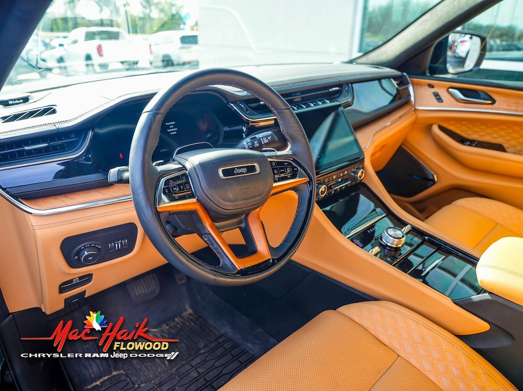 Used 2025 Jeep Grand Cherokee L Summit SUV