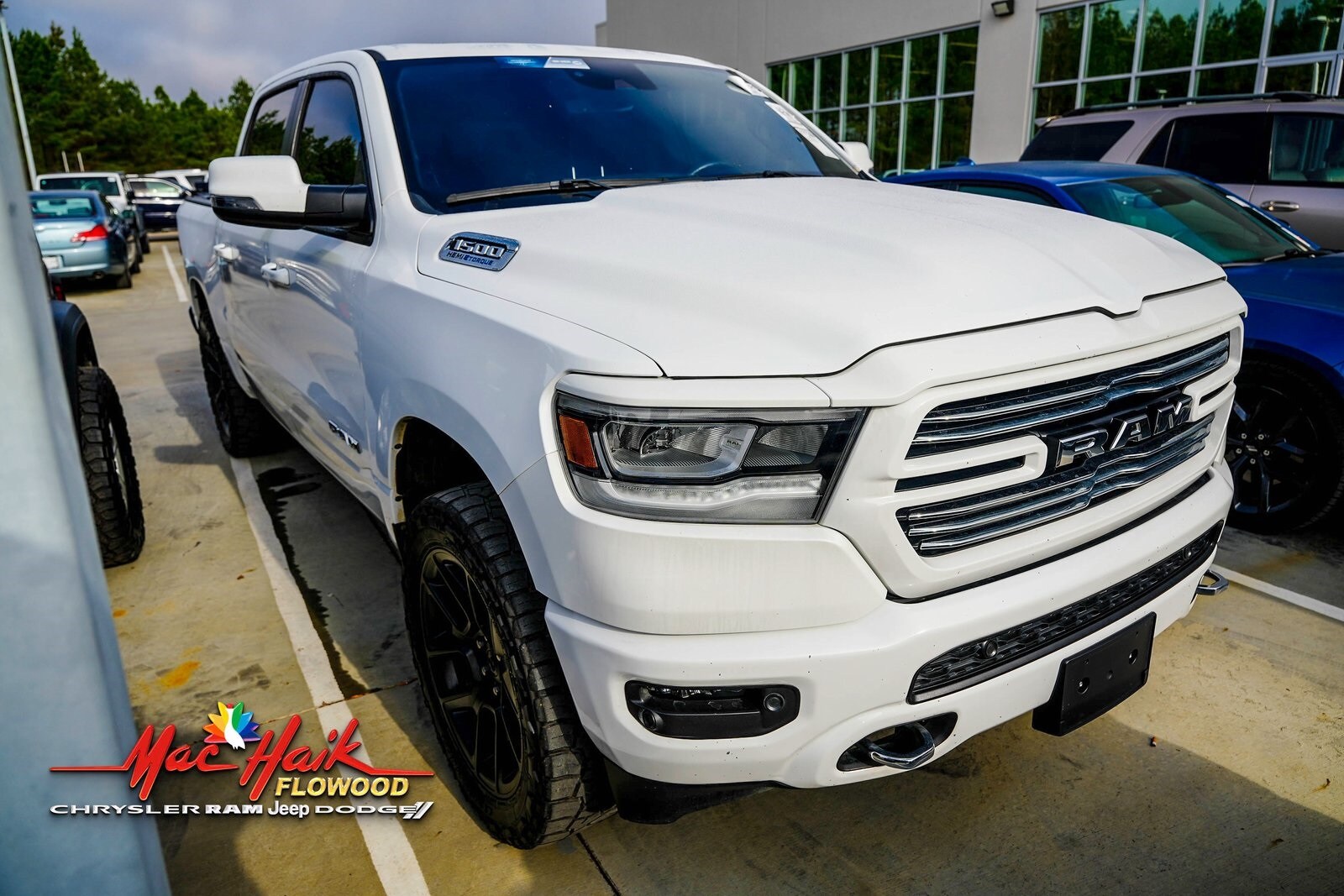 2024 Ram 1500 Laramie photo 2