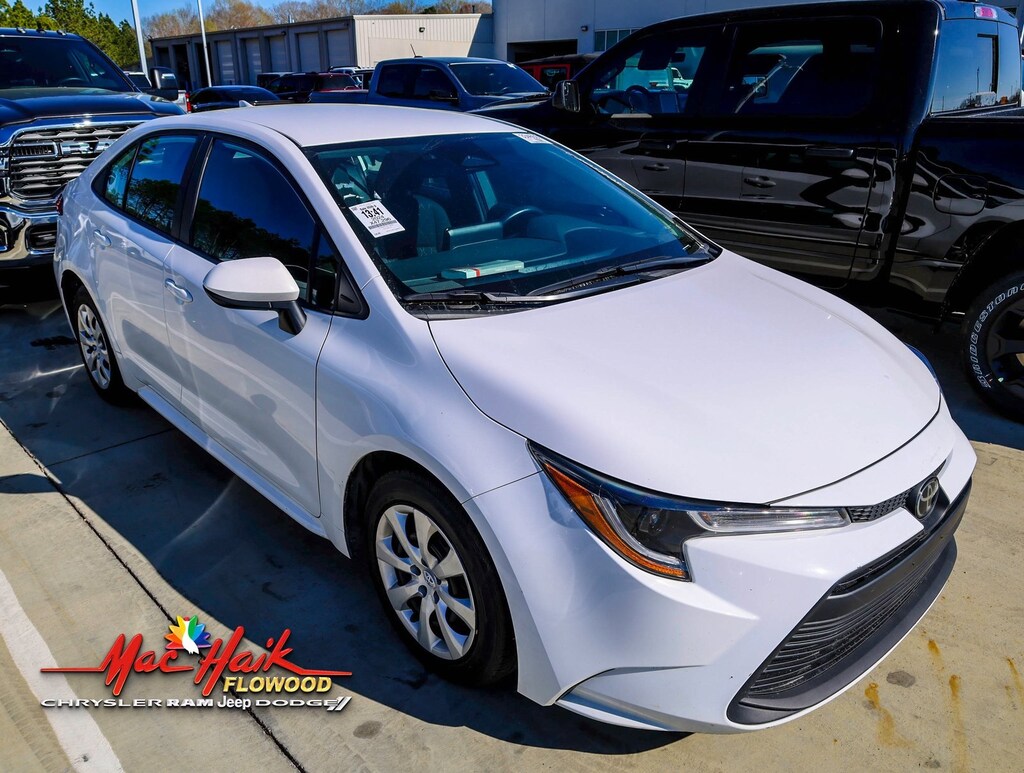 Used 2024 Toyota Corolla LE Sedan