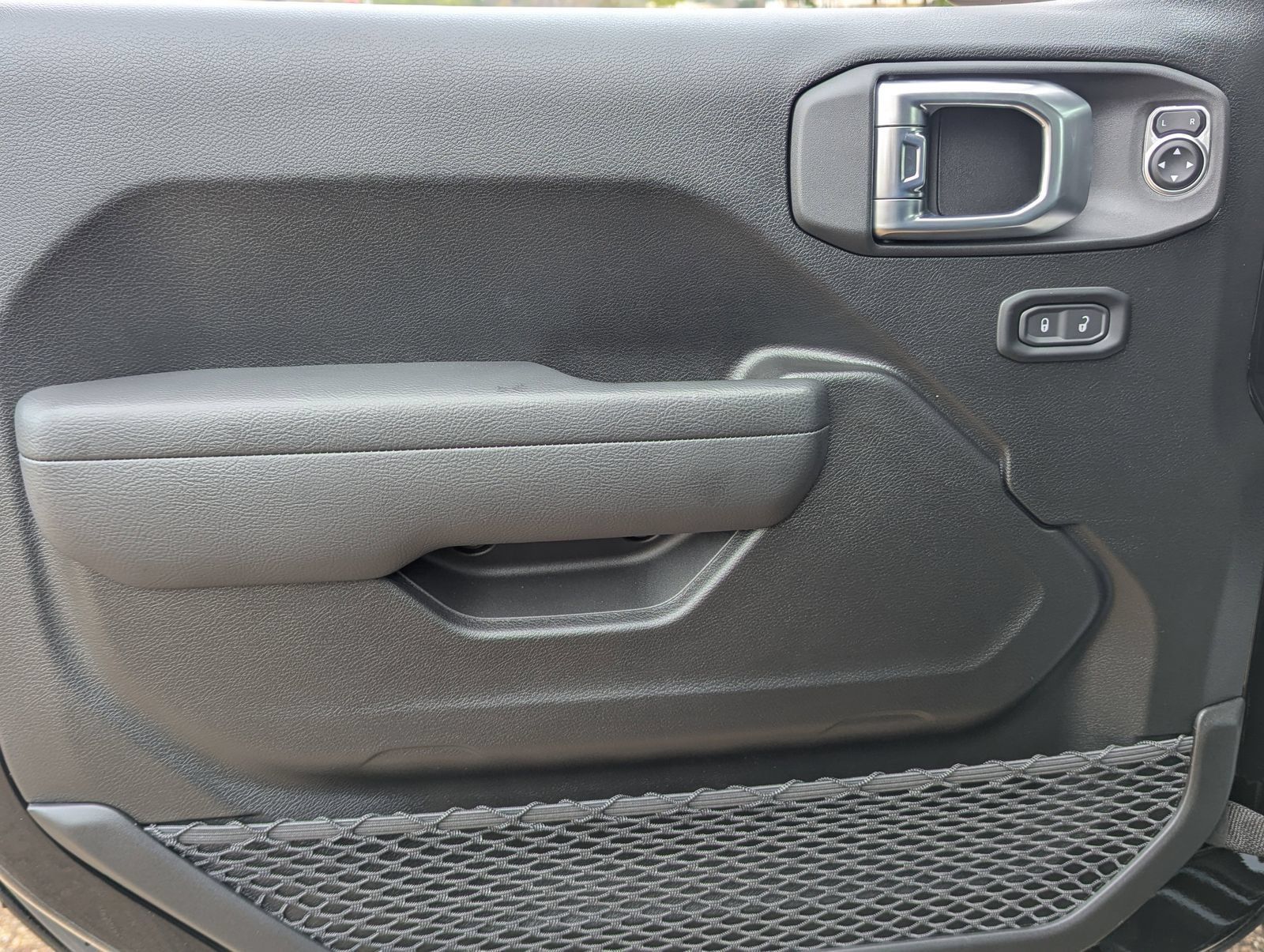2026 Jeep Wrangler 4-Door Sport S - Photo 17
