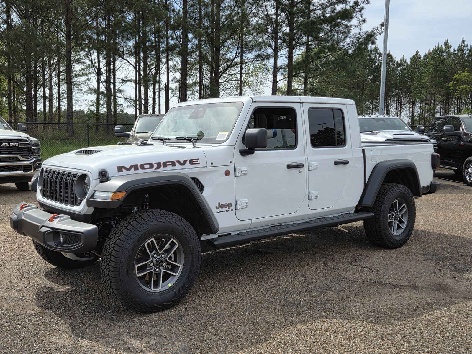 2026 Jeep Gladiator Pickup 