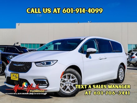 2023 Chrysler Pacifica Touring L Minivan/Van