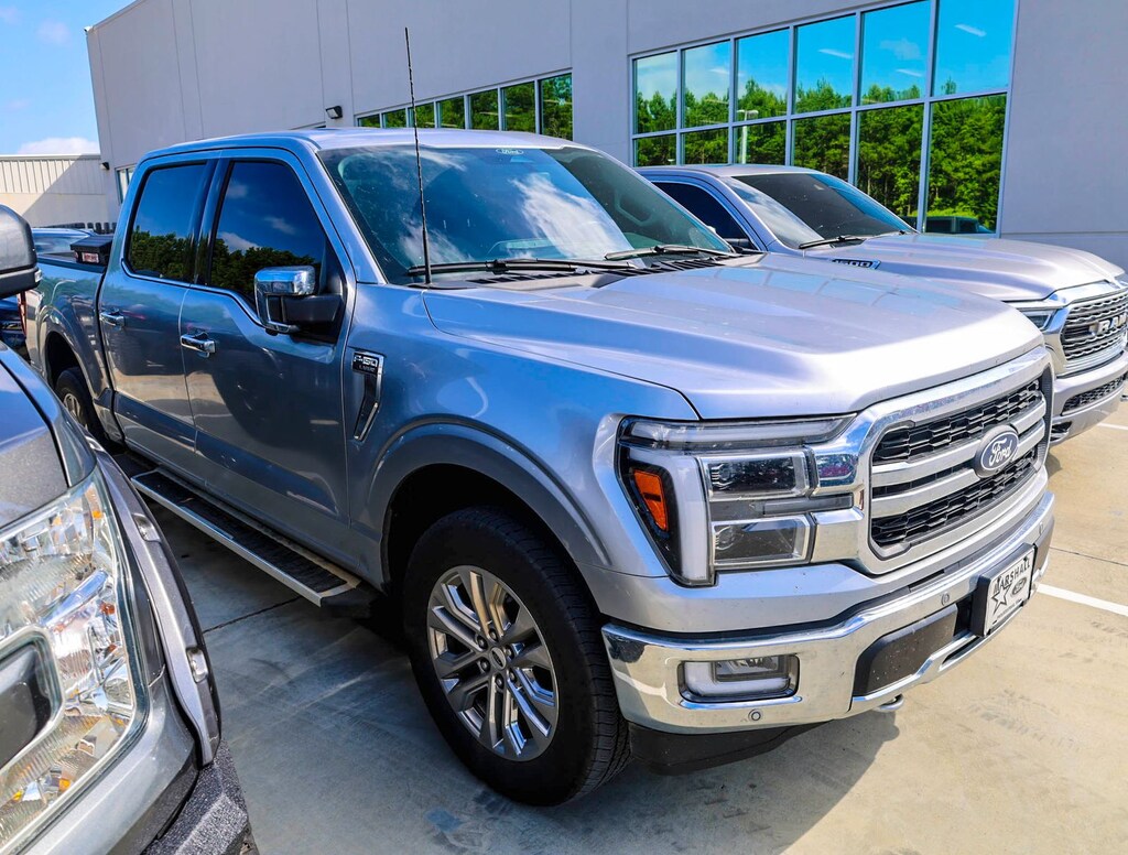 Used 2024 Ford F-150 Lariat Truck