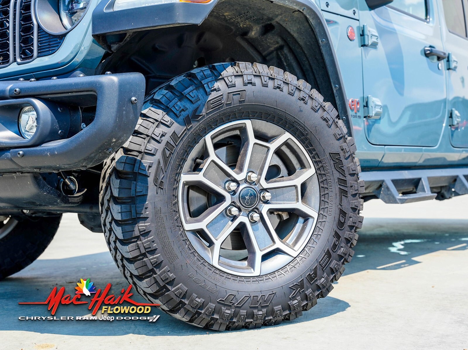 2024 Jeep Gladiator Mojave photo 2