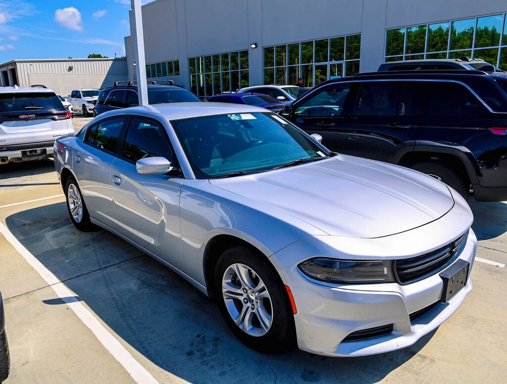 Used 2022 Dodge Charger SXT Sedan