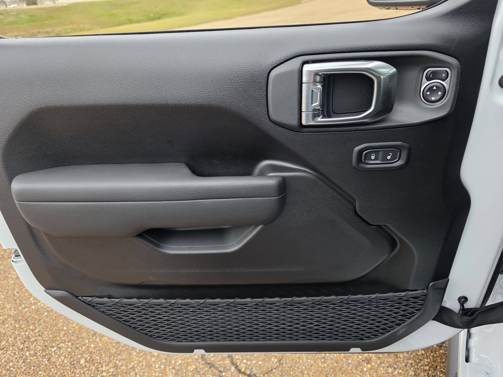 2026 Jeep Wrangler 4-Door Rubicon - Photo 14