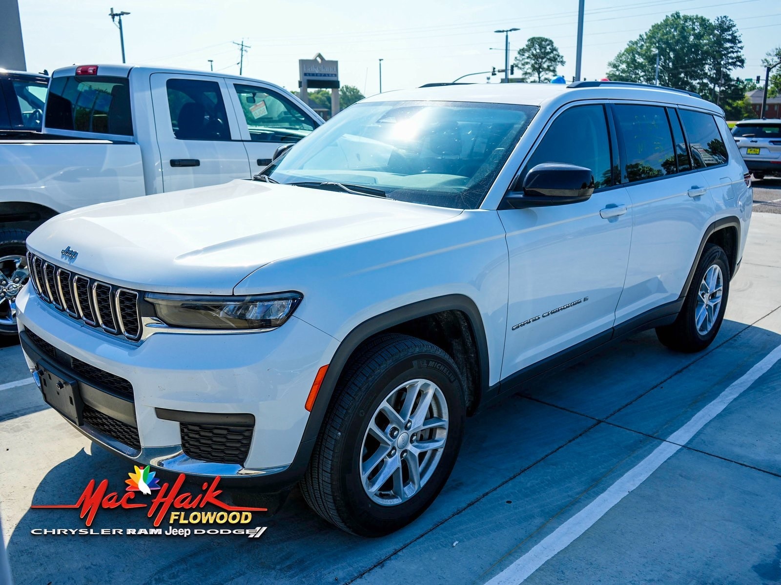 Used 2023 Jeep Grand Cherokee L Laredo with VIN 1C4RJJAG6P8835490 for sale in Flowood, MS