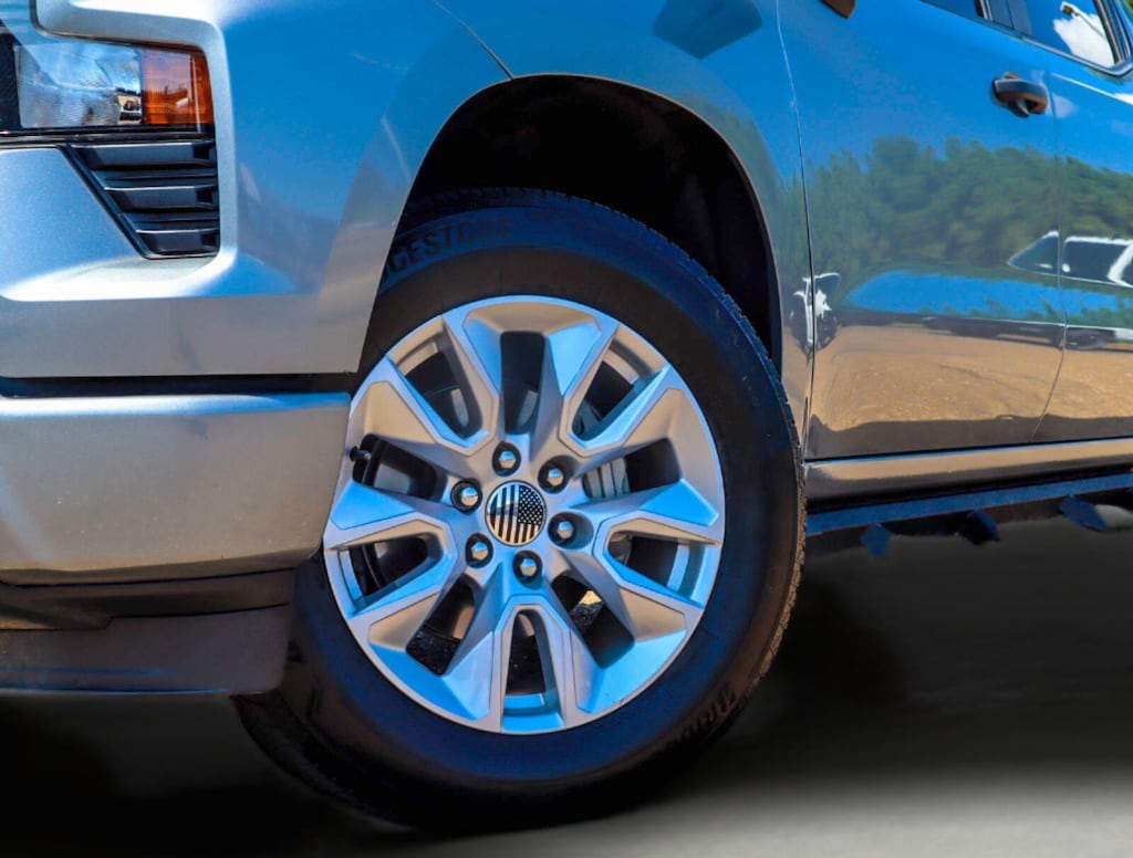 Used 2025 Chevrolet Silverado 1500 Custom Truck