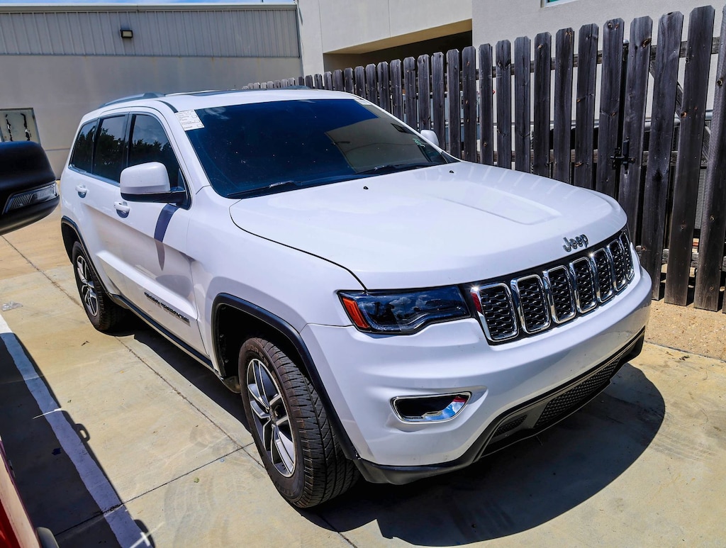 Used 2020 Jeep Grand Cherokee Laredo E SUV