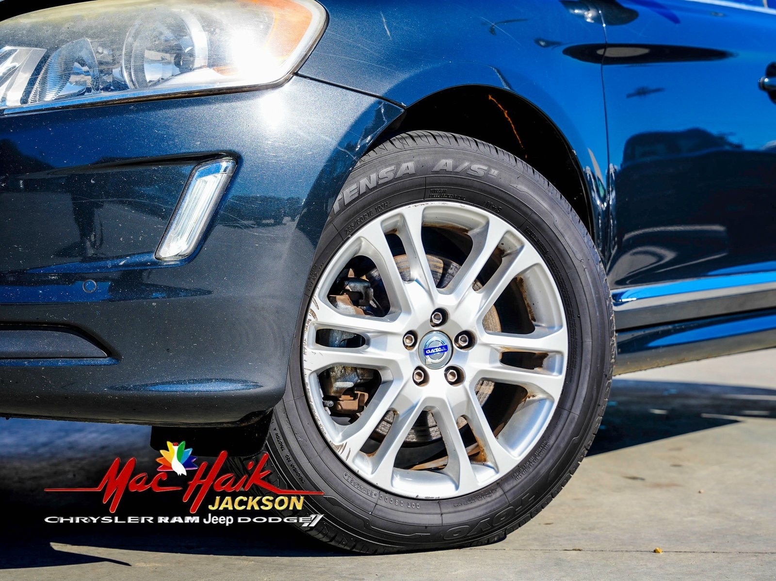 Used 2016 Volvo XC60 Premier with VIN YV440MDK8G2824747 for sale in Flowood, MS