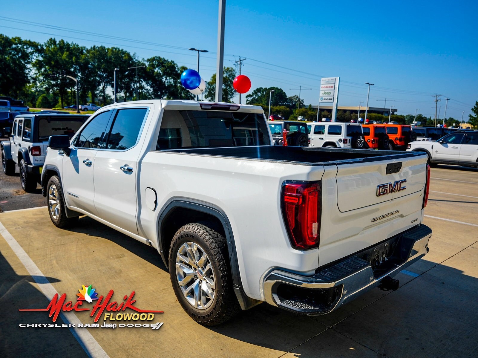 2019 Gmc Sierra 1500 SLT photo 3