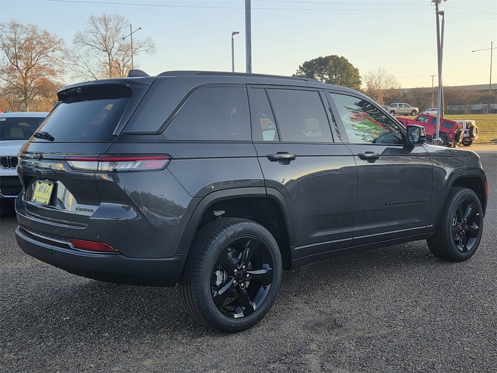 New 2025 Jeep Grand Cherokee LIMITED 4X2 Sport Utility