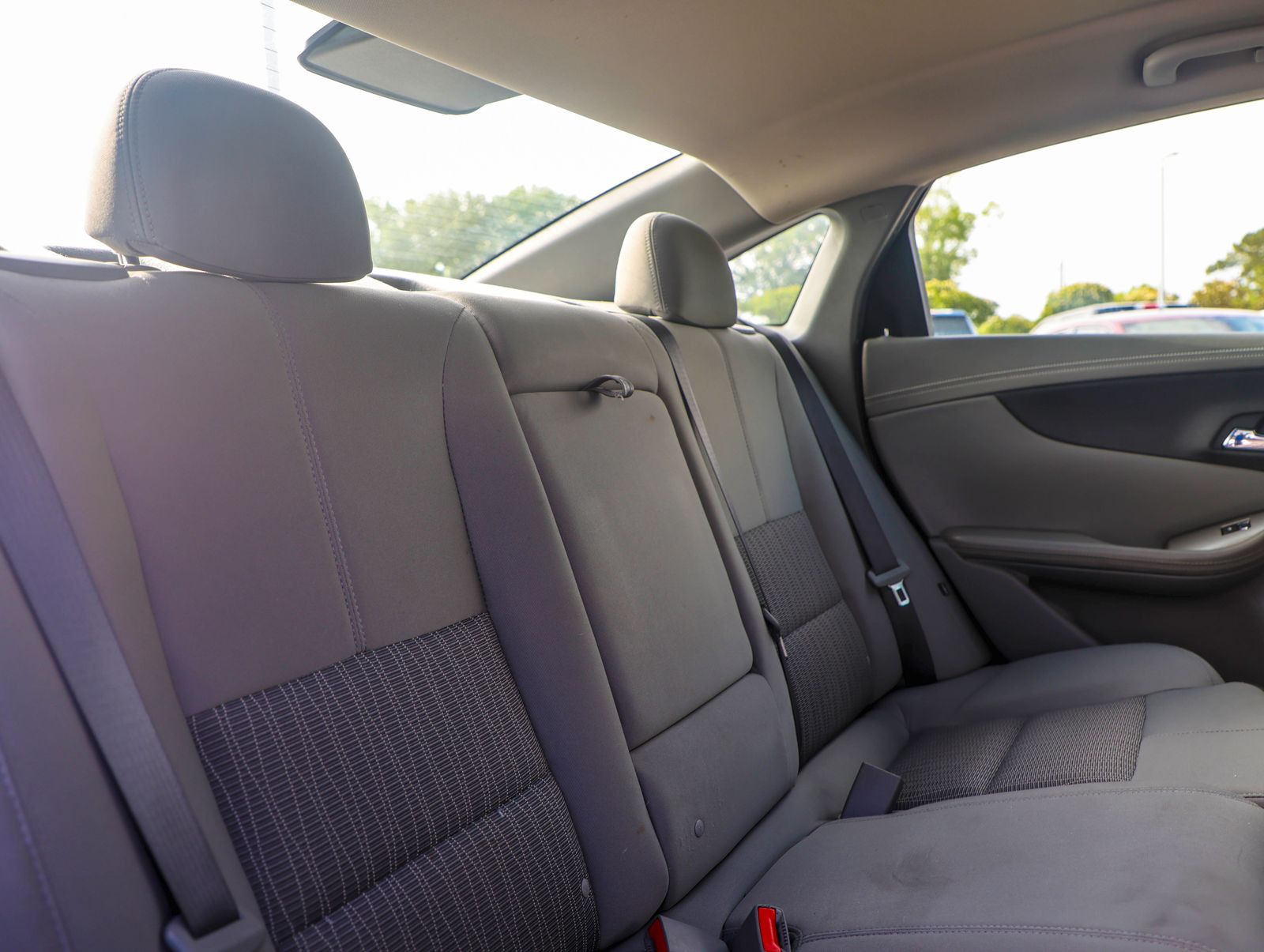 2017 Chevrolet Impala 1LS - Photo 7
