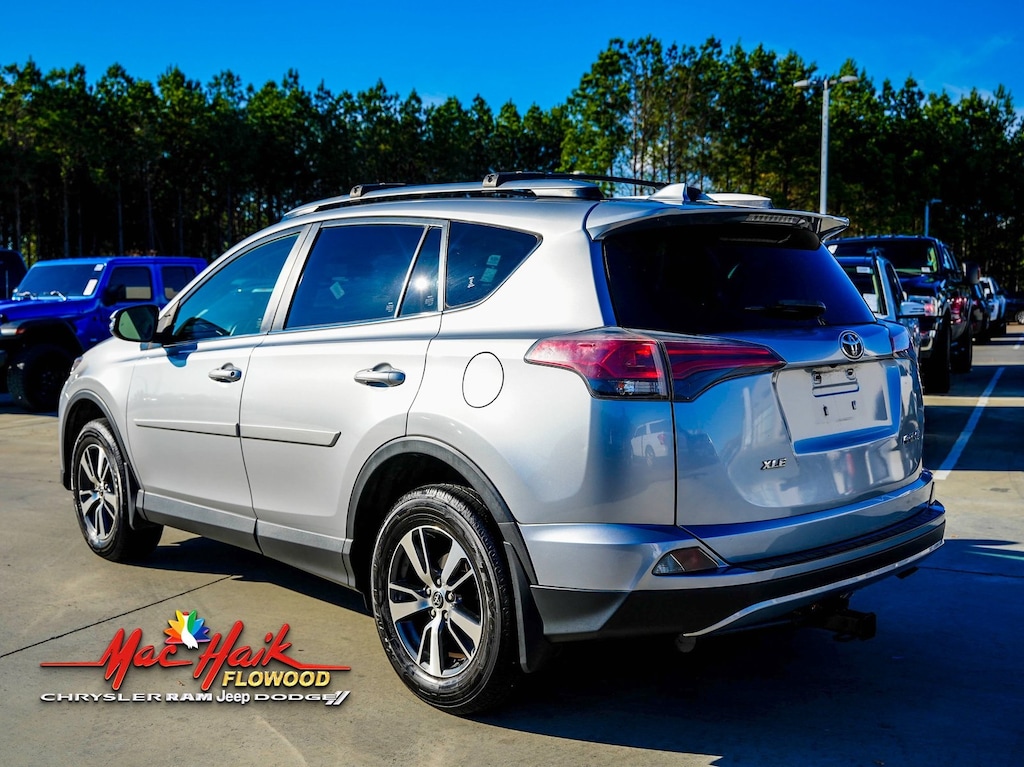 Used 2018 Toyota RAV4 XLE SUV