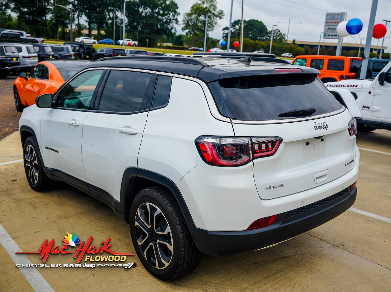 2023 Jeep Compass Limited photo 4